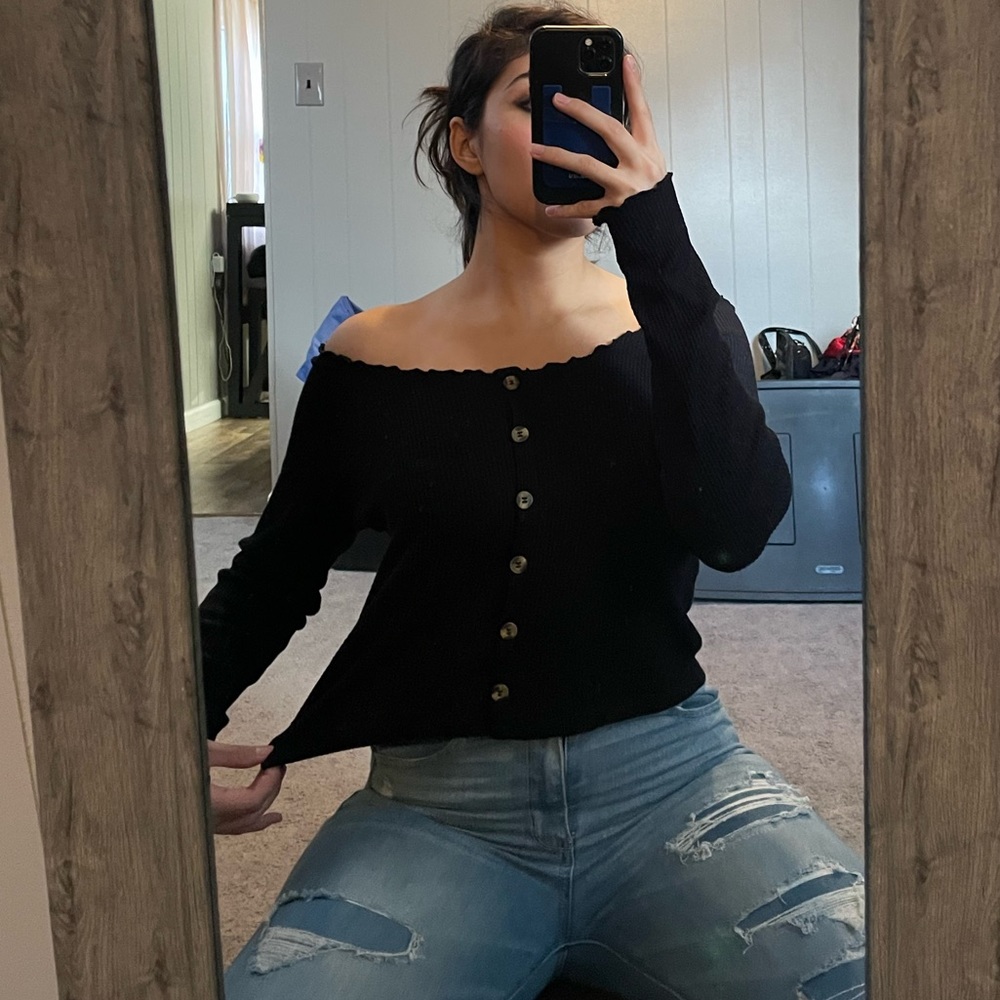 American Eagle Off The Shoulder Ribbed Black Top